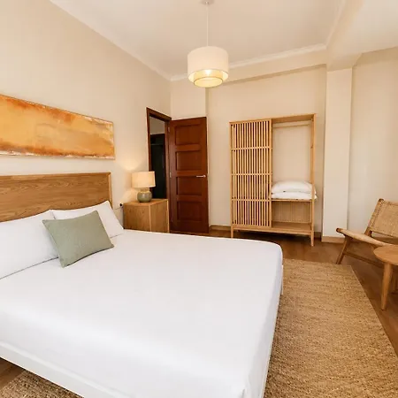Grand Plaza Deluxe 拉科鲁尼亚